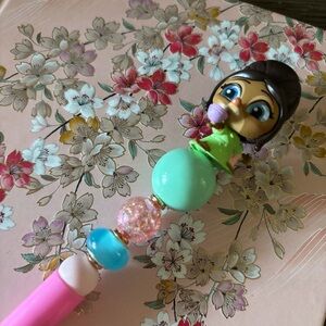Disney Doorables: Zootopia: Fru Fru tea handmade beaded pen